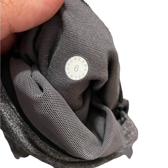 Lululemon Motionful 7/8 Tight 25" - Picture 6 of 7